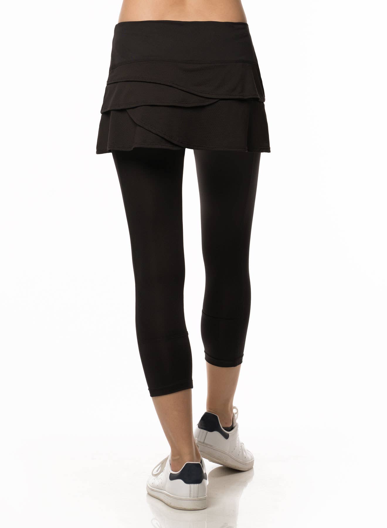 Women's Scallop Capri - BLACK